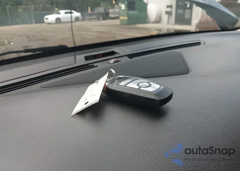 2019 Ford Fusion Hybrid Se from USA, damaged, VIN 3FA6P0LU8KR205563